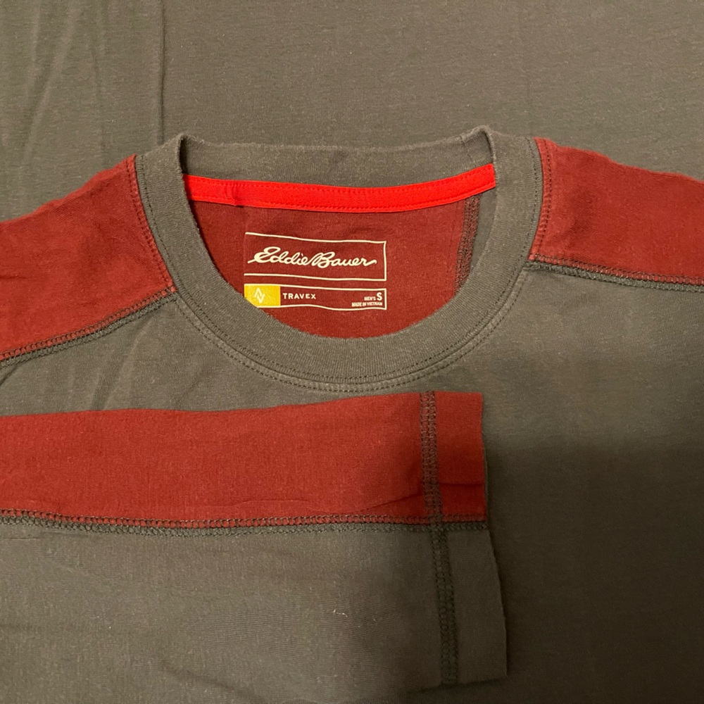 EDDIE BAUER TRAVEX LOOKOUT SPORT ACTIVEWEAR LONG SLEEVE GRAY STRIPED SHIRT SMALL
